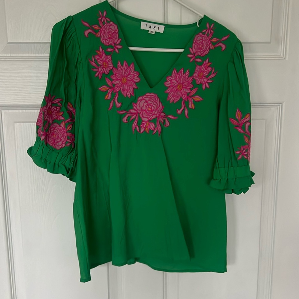 New THML blouse